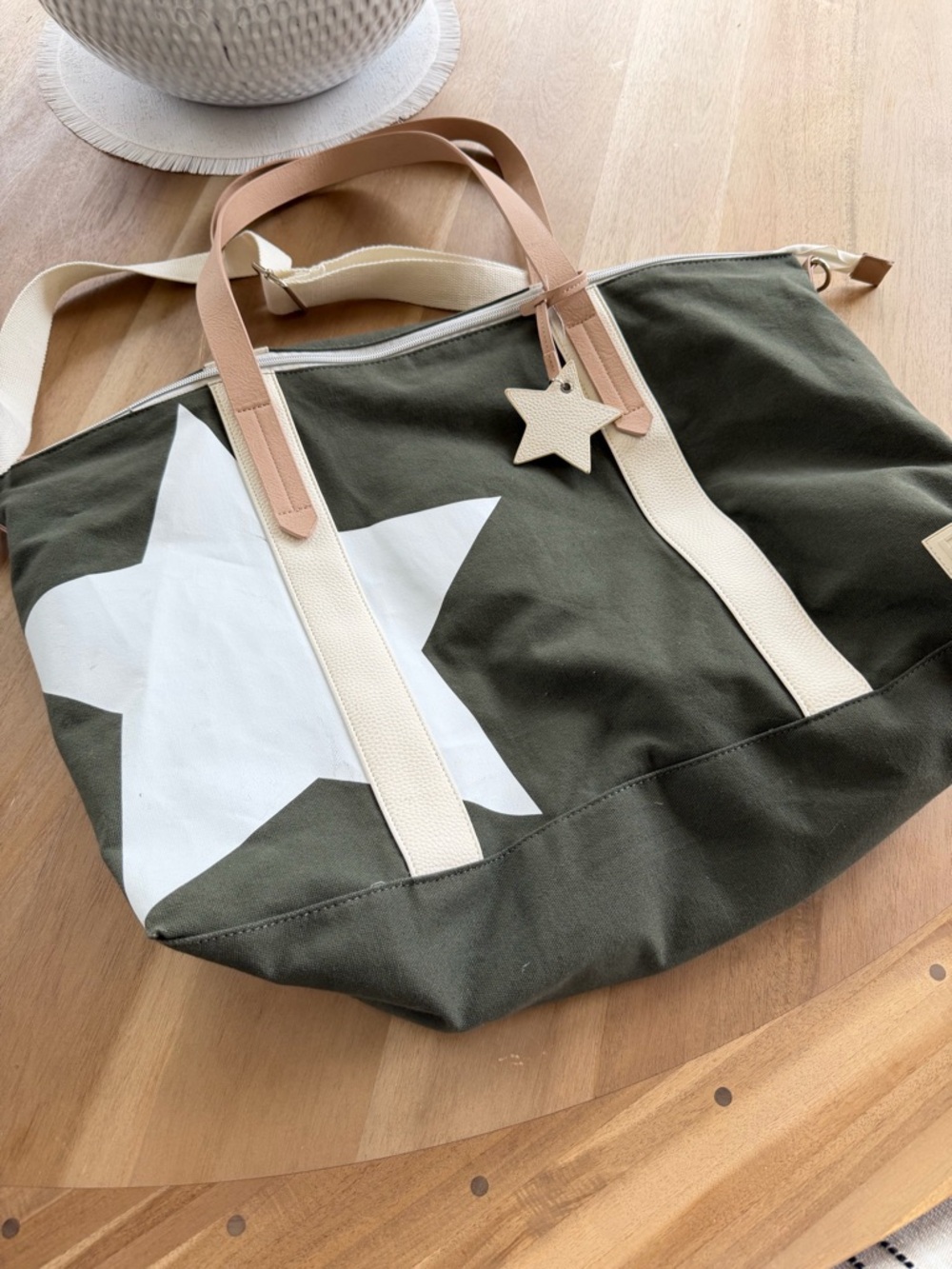 Canvas Star Weekender Bag with Contrast Straps - Olive/White